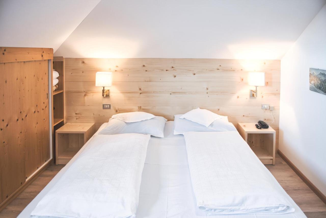 Hotel Gasthof Stern Nova Ponente Ngoại thất bức ảnh